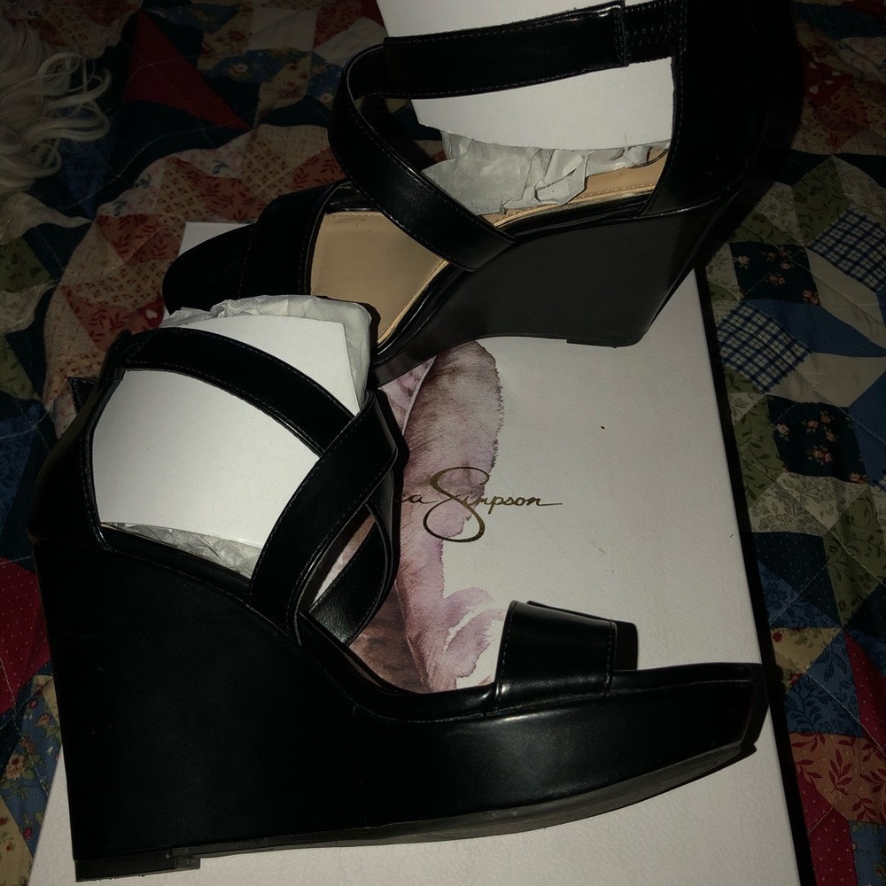 Jessica Simpson Wedges